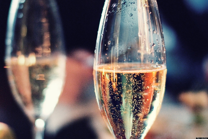 o-CHAMPAGNE-facebook