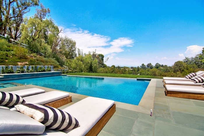 kylie-jenner-home-crisnet-8