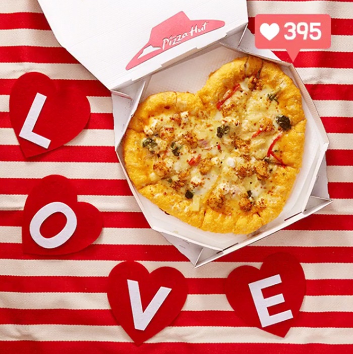 pizza hut pizza heart (3)