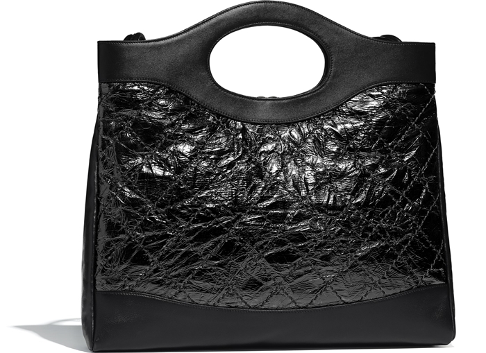 chanel-31-large-shopping-bag-black-calfskin-crumpled-calfskin-gold-tone-metal-packshot-alternative-a57977y8400294305-8807148552222