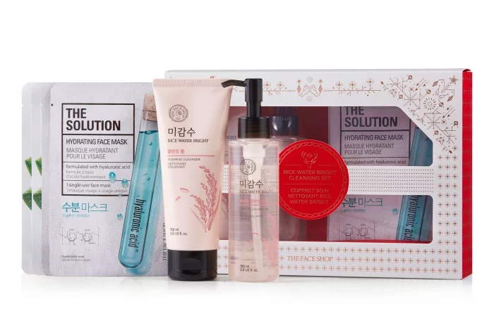 re30400639 HOLIDAY.RWB CLEANSING SET 2018
