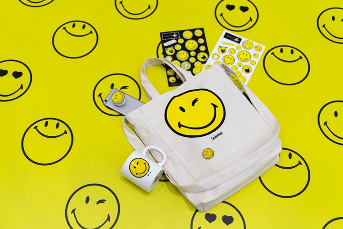 smiley-arcade-018