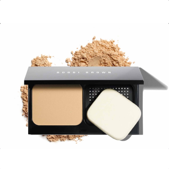 แป้งพัฟคุมมันจาก BOBBI BROWN Skin Weightless Powder Foundation